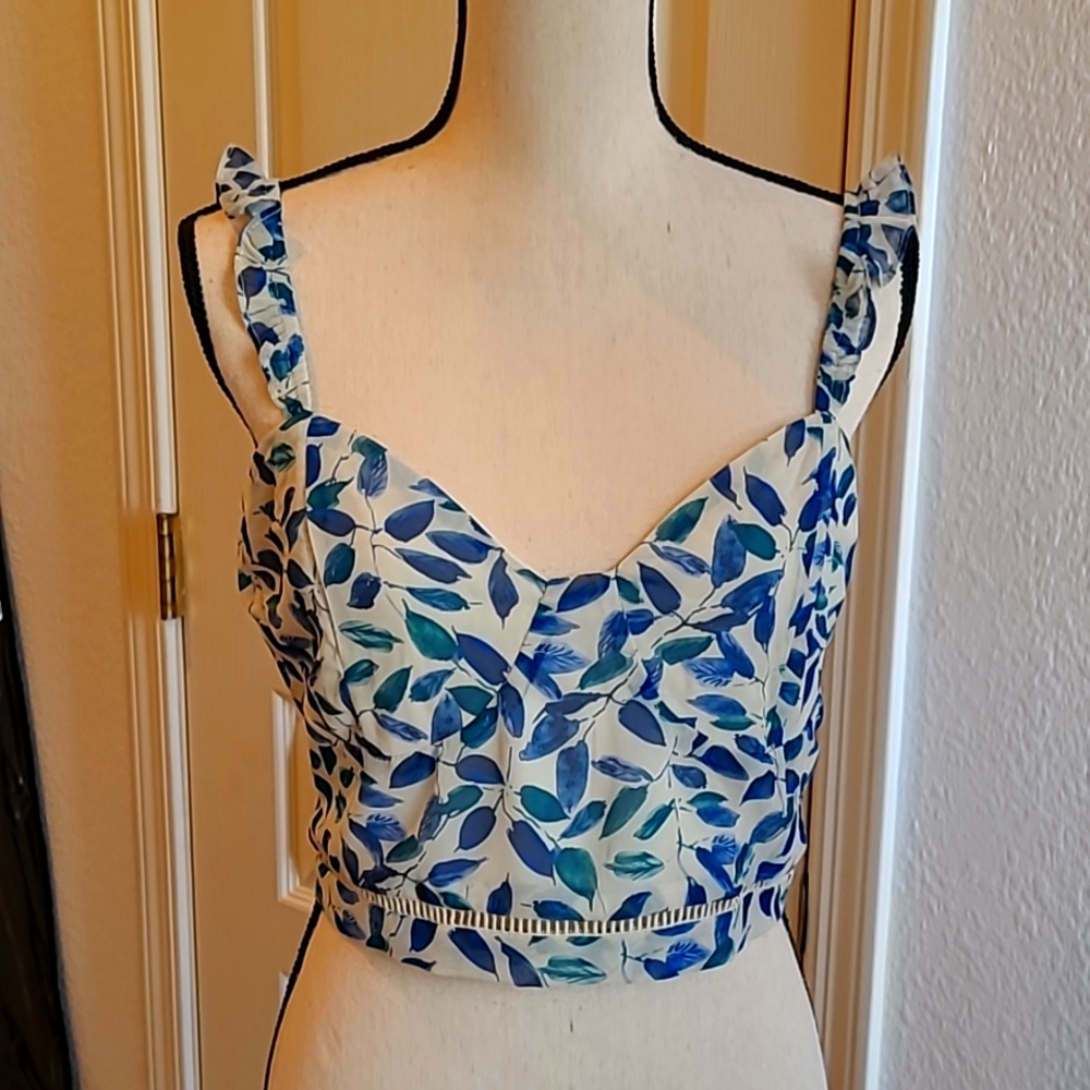 Kendall+Kylie top